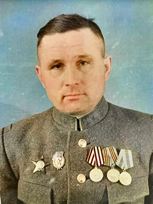 Березнев Александр Арсентиевич