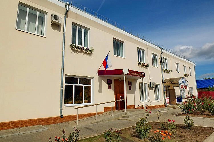 АО «Донэнерго» обеспечило электроэнергией детскую библиотеку в поселке Зимовники